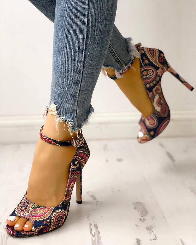 Printed toe buckle high heels