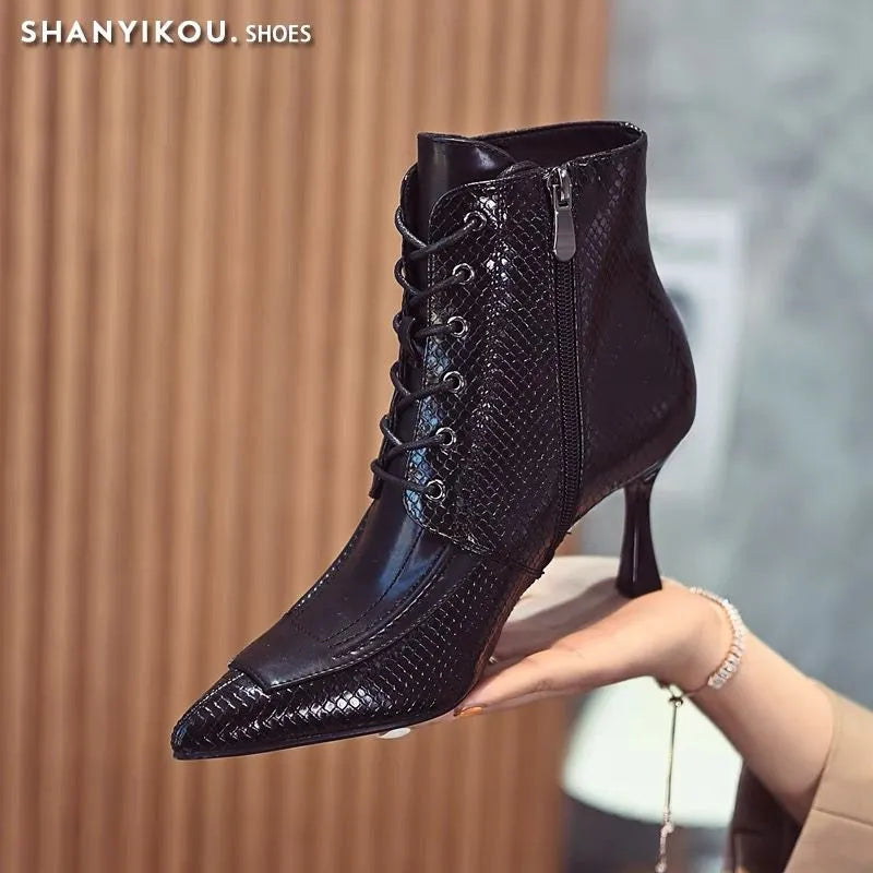 Temperament Slim Heel Short Boots 2022 Autumn and Winter New Professional Pointed Mid Heel Side Zipper Nude Boots for Women