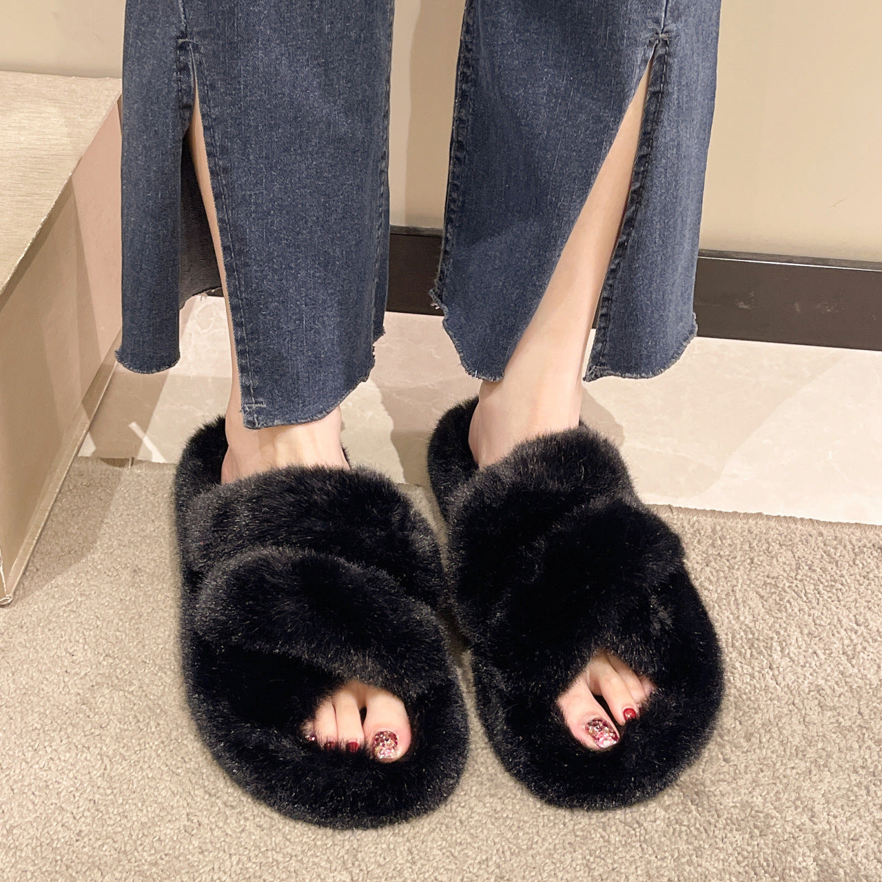 Winter Fuzzy Slippers Women Warm Soft Plush Shoes